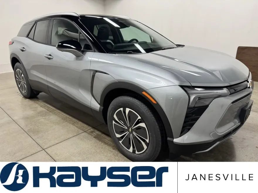 2025 Chevrolet Blazer EV photo 1