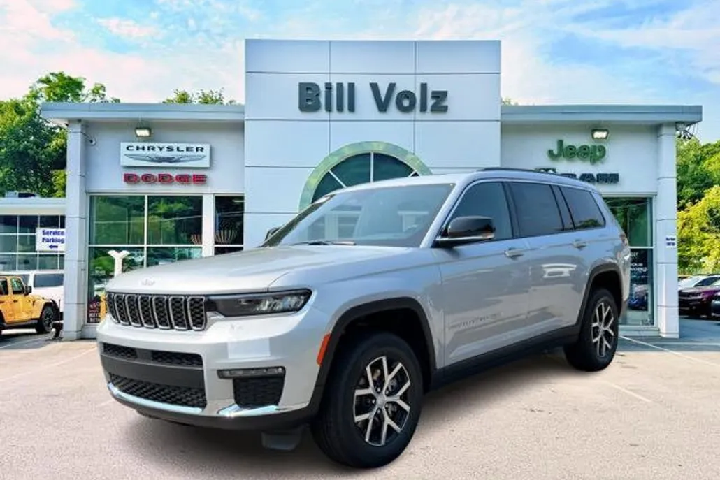 2025 Jeep Grand Cherokee Limited photo 1