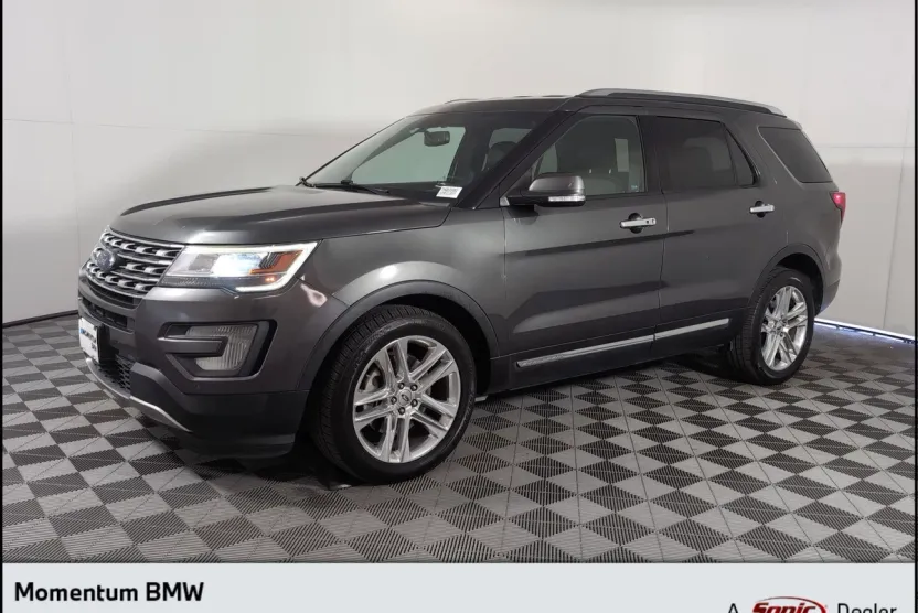 2017 Ford Explorer Limited photo 1