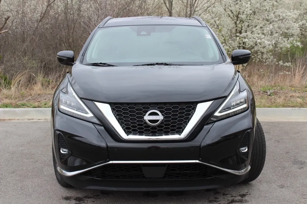 2023 Nissan Murano SV photo 1
