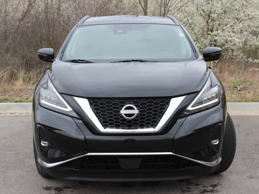 2023 Nissan Murano SV photo 1