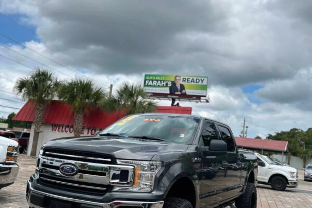 2020 Ford F-150 XLT photo 1