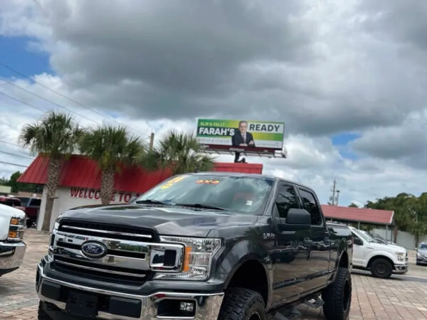 2020 Ford F-150 XLT photo 1
