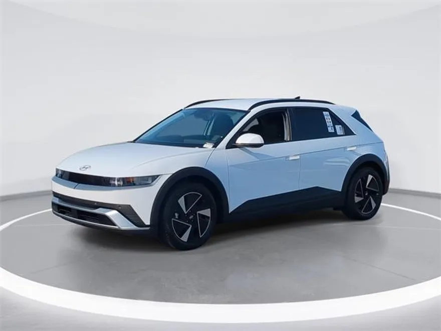 2025 Hyundai Ioniq 5 SEL photo 1