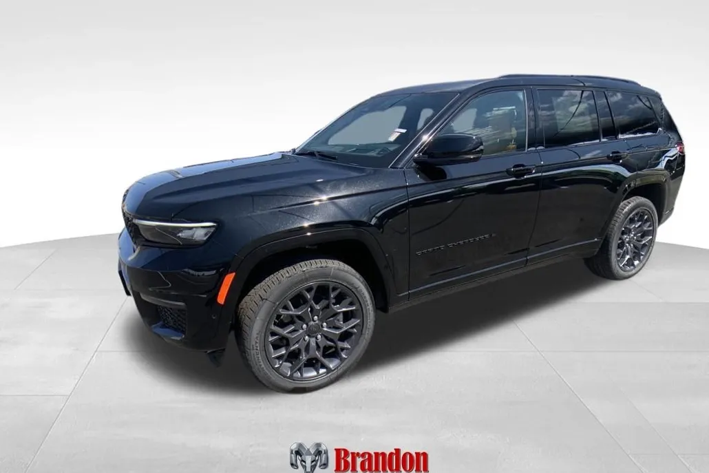 2025 Jeep Grand Cherokee L Summit photo 1