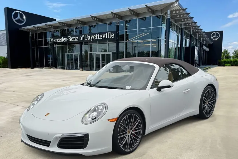 2018 Porsche 911 4S 4 GTS photo 1