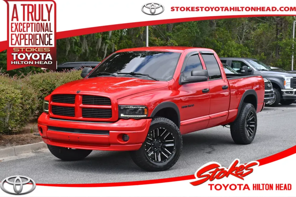 2005 Dodge Ram SLT photo 1