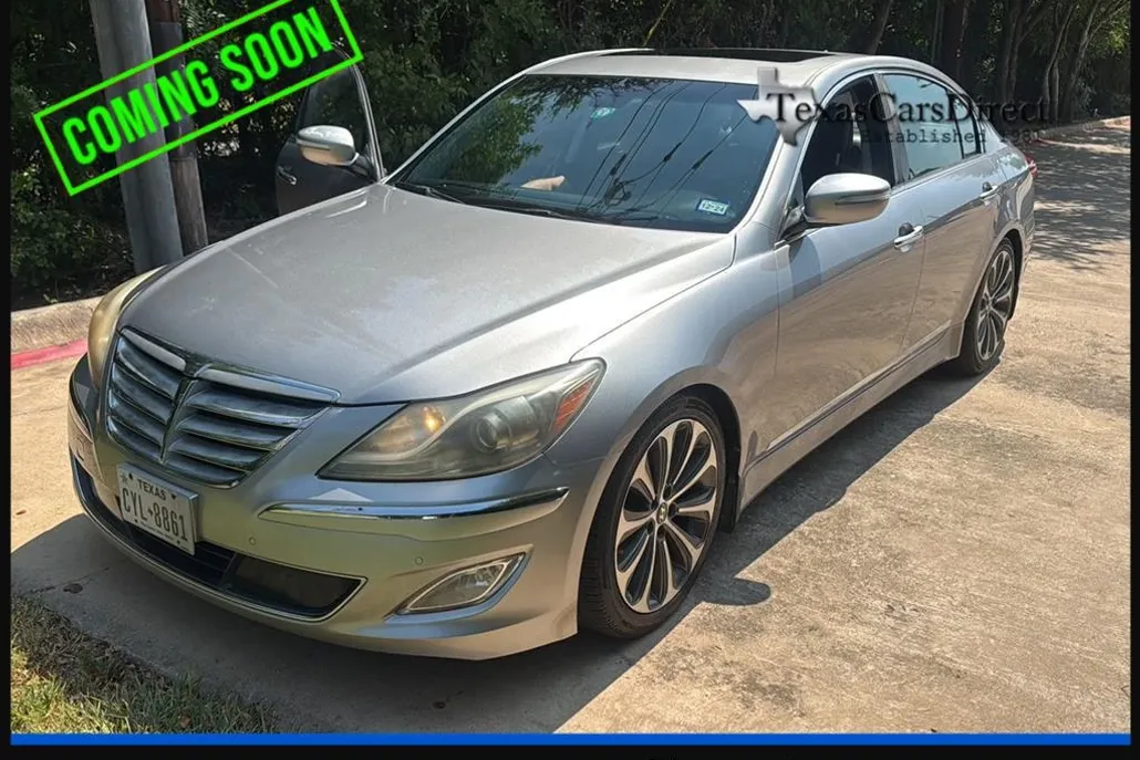 2013 Hyundai Genesis 5.0 R-Spec photo 1
