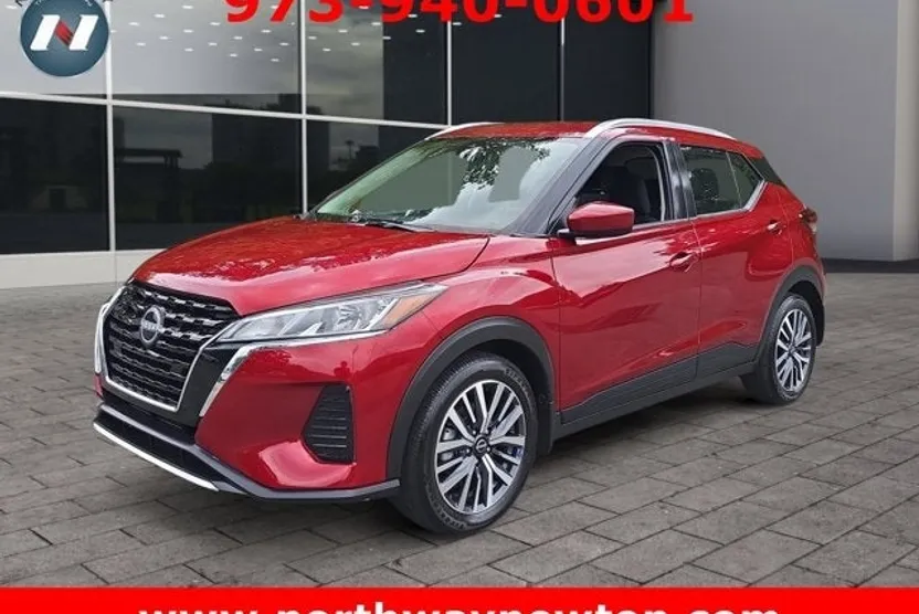 2024 Nissan Kicks SV photo 1
