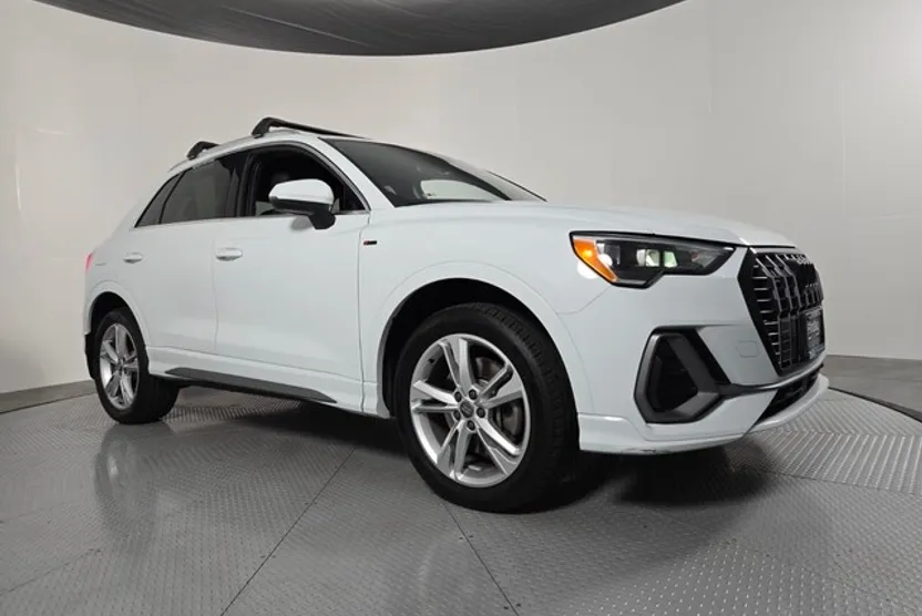 2020 Audi Q3 Premium S line photo 1