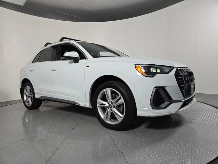 2020 Audi Q3 Premium S line photo 1
