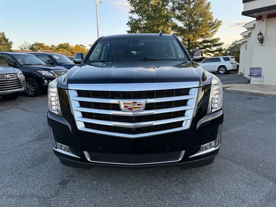 2015 Cadillac Escalade ESV Luxury photo 1