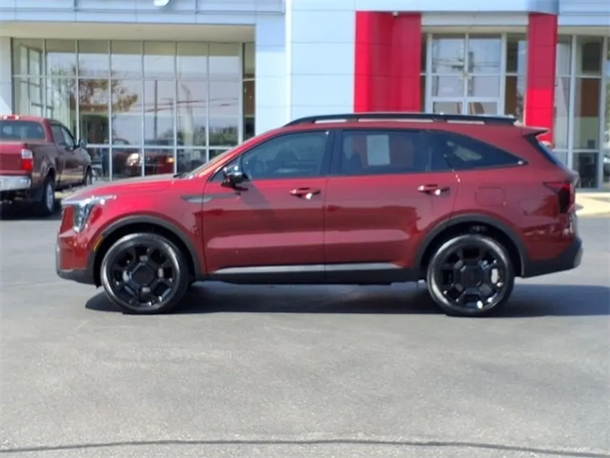 2025 Kia Sorento X-Line SX photo 1