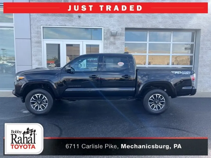 2023 Toyota Tacoma TRD Sport V6 photo 1