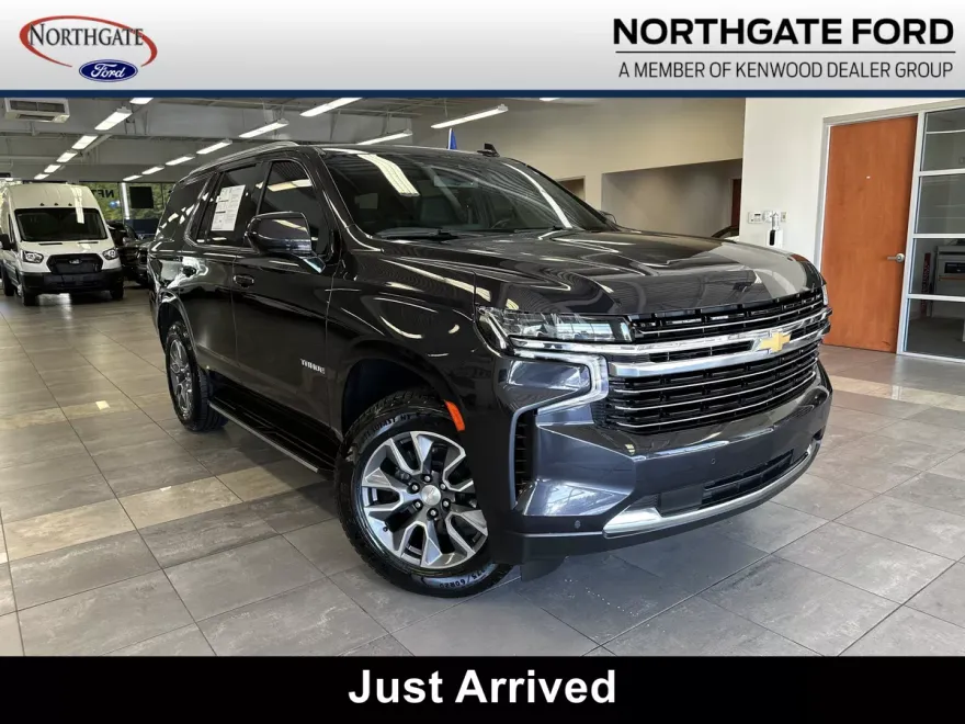 2022 Chevrolet Tahoe LT photo 1