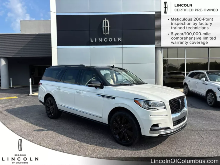 2024 Lincoln Navigator Black Label photo 1