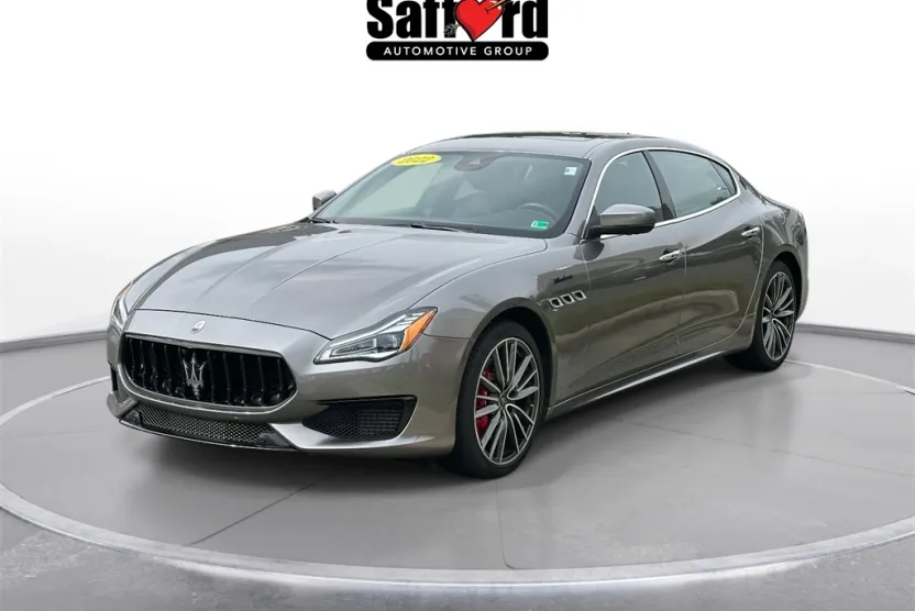 2022 Maserati Quattroporte Modena photo 1