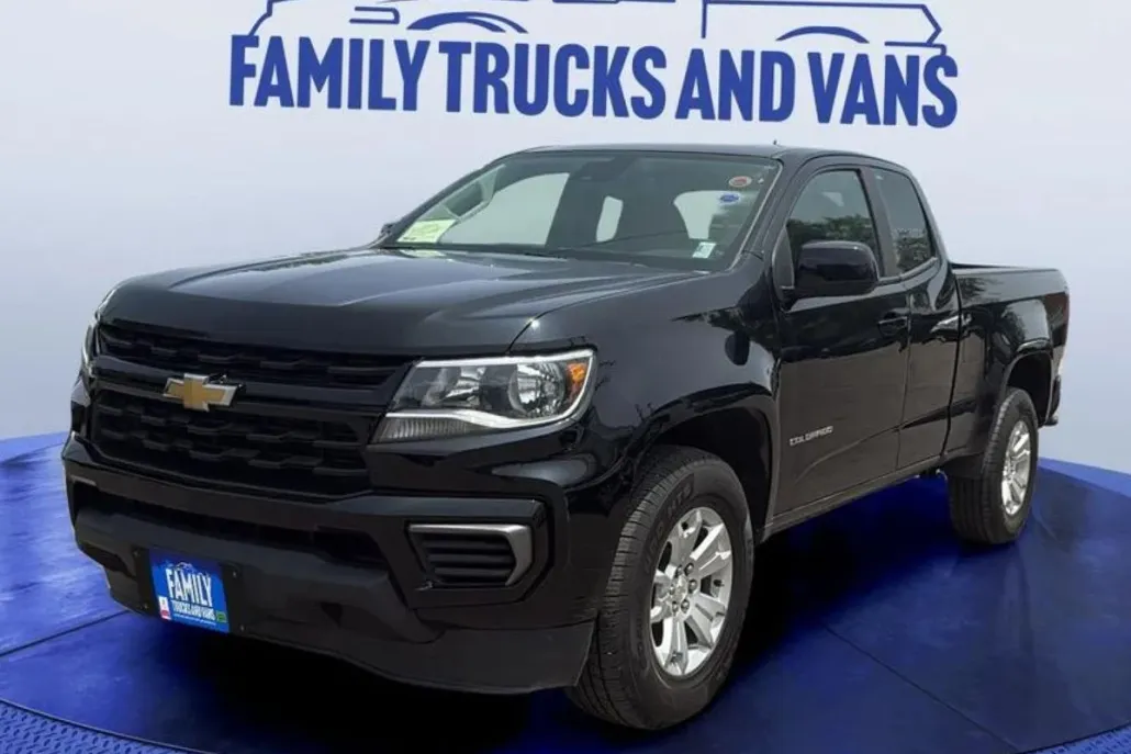 2022 Chevrolet Colorado LT photo 1