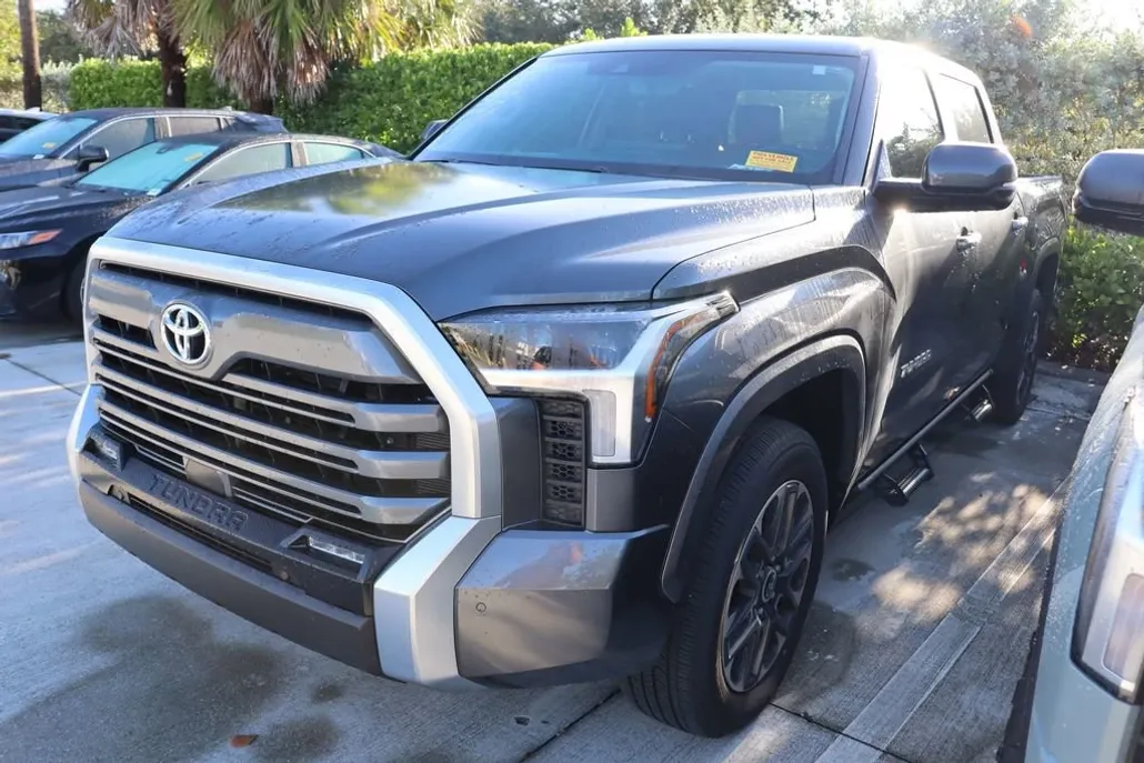 2024 Toyota Tundra Limited photo 1