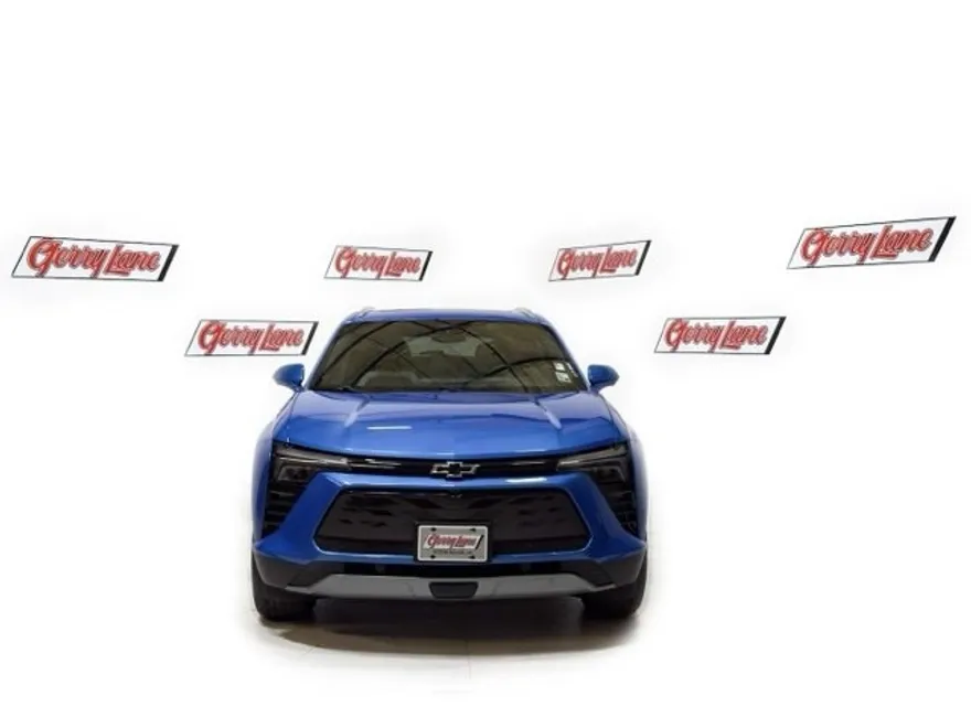 2024 Chevrolet Blazer EV photo 2