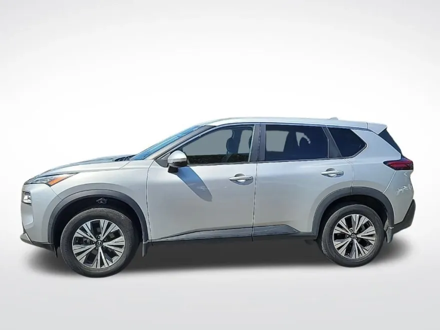 2022 Nissan Rogue SV photo 1