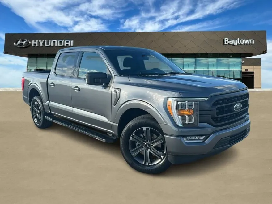 2023 Ford F-150 XLT photo 1