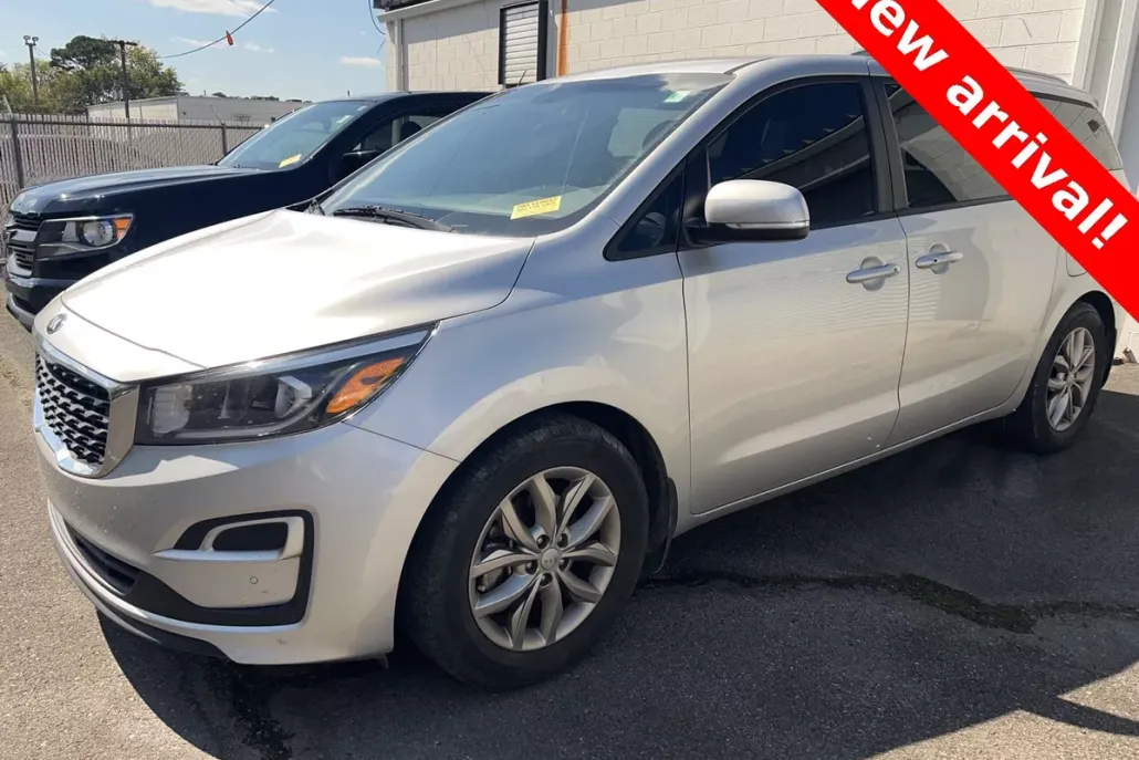 2019 Kia Sedona LX EX photo 1