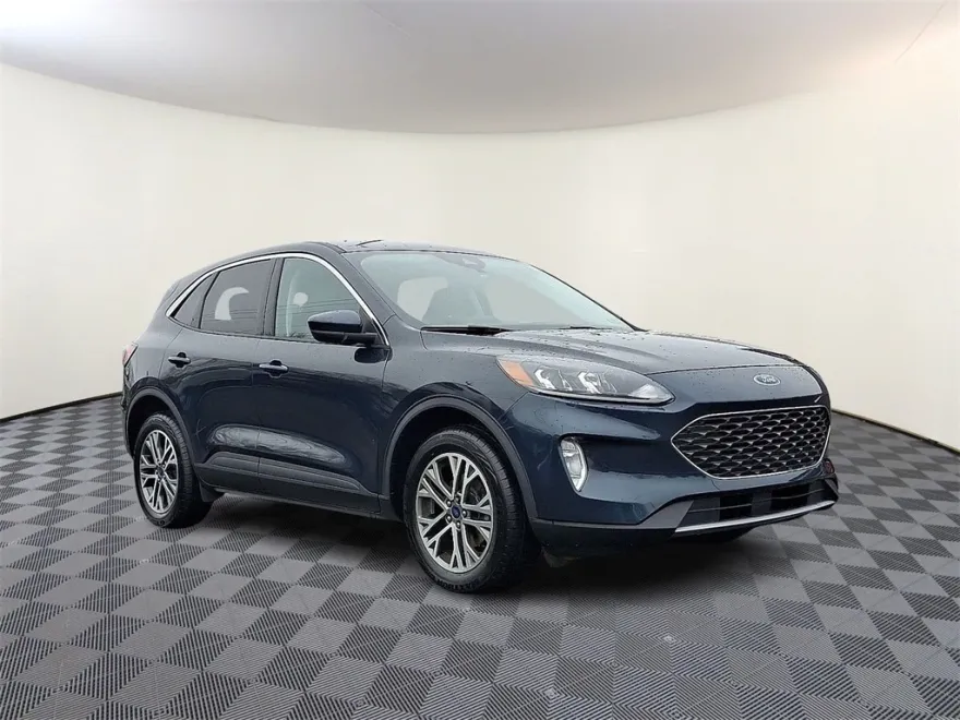 2022 Ford Escape SEL photo 1