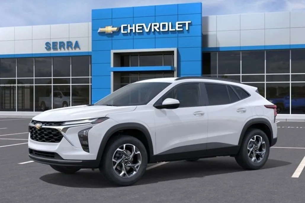 2025 Chevrolet Trax LT photo 1