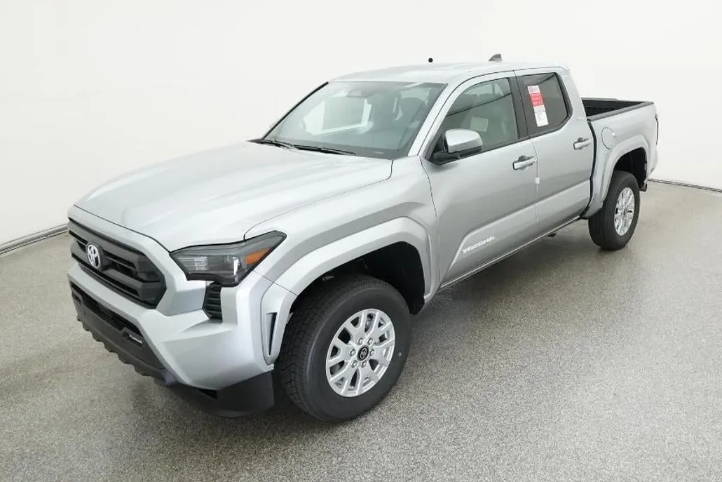 2025 Toyota Tacoma SR5 photo 1