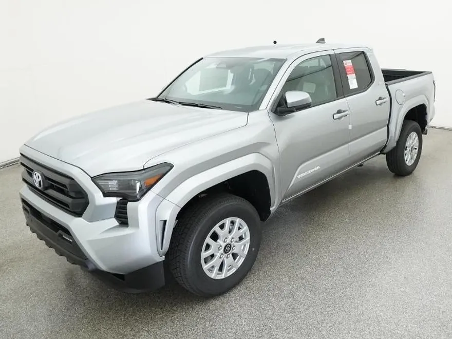 2025 Toyota Tacoma SR5 photo 1