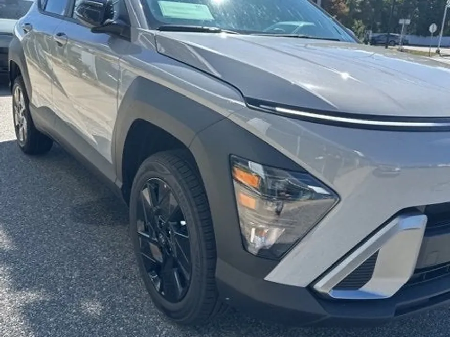 2026 Hyundai Kona SEL photo 1