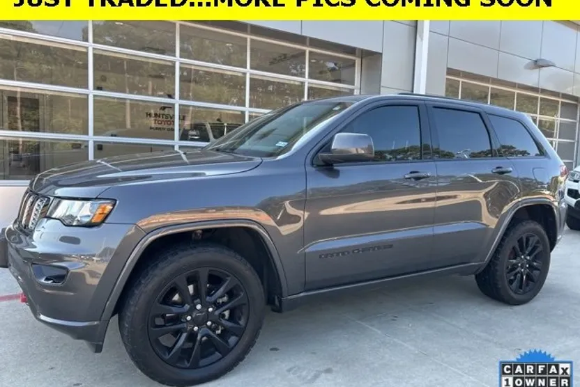 2018 Jeep Grand Cherokee Laredo photo 1