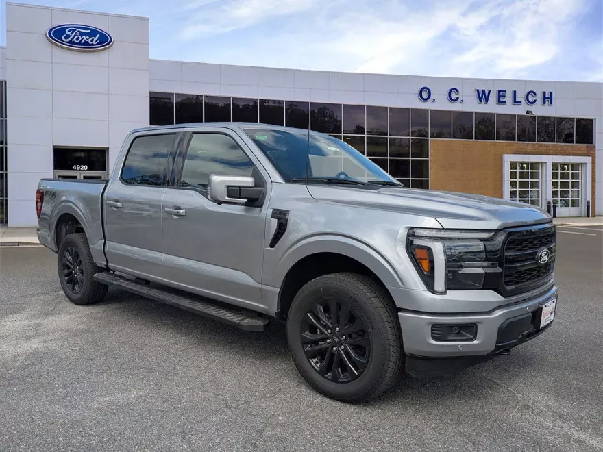 2025 Ford F-150 Lariat photo 1