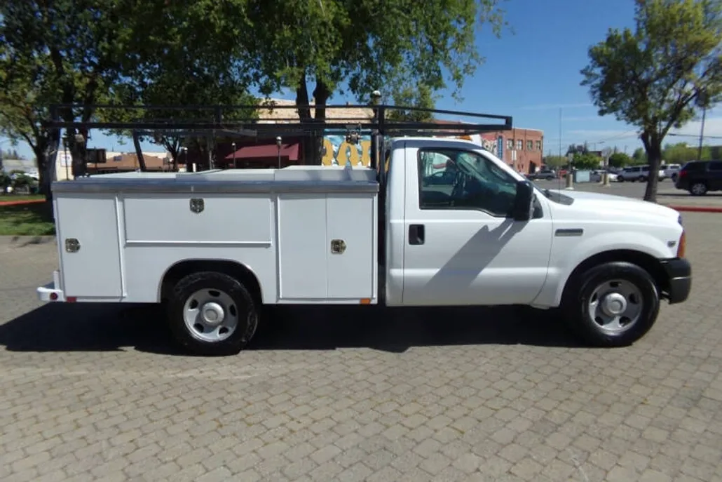 2007 Ford F-350 photo 1