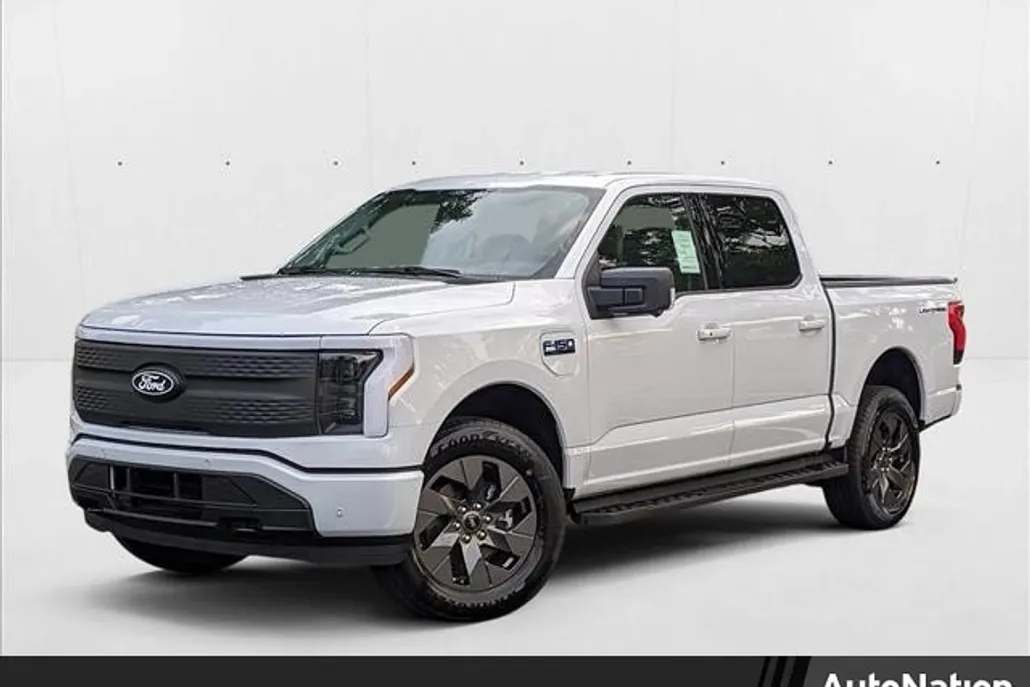 2025 Ford F-150 Lightning photo 1