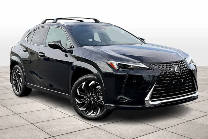 2023 Lexus UX 250h Premium photo 1