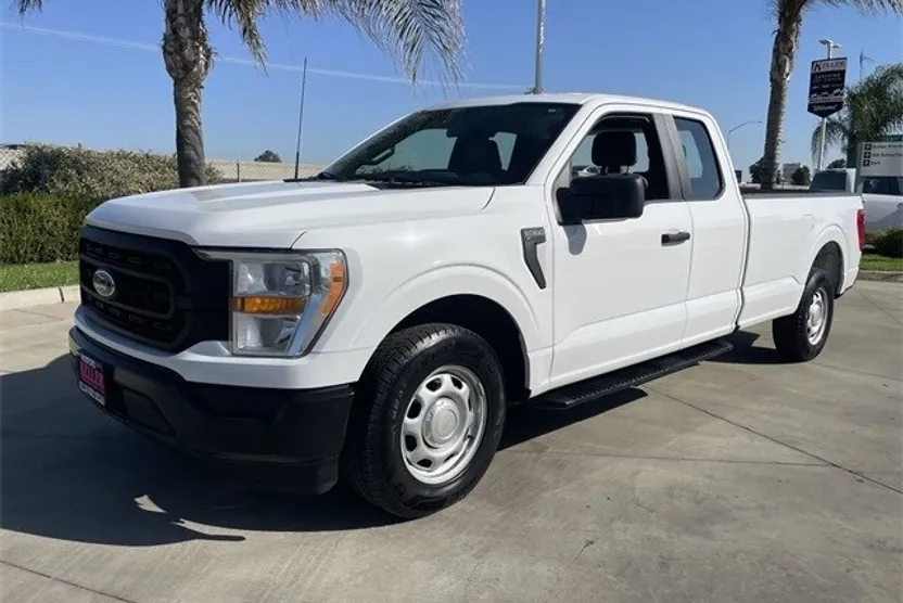 2022 Ford F-150 XL photo 1