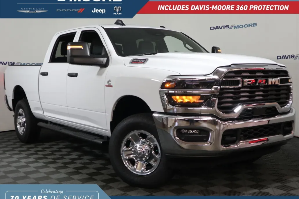 2025 Ram 2500 Tradesman photo 1