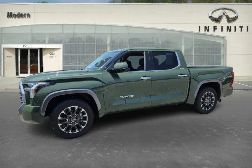 2023 Toyota Tundra Limited photo 1
