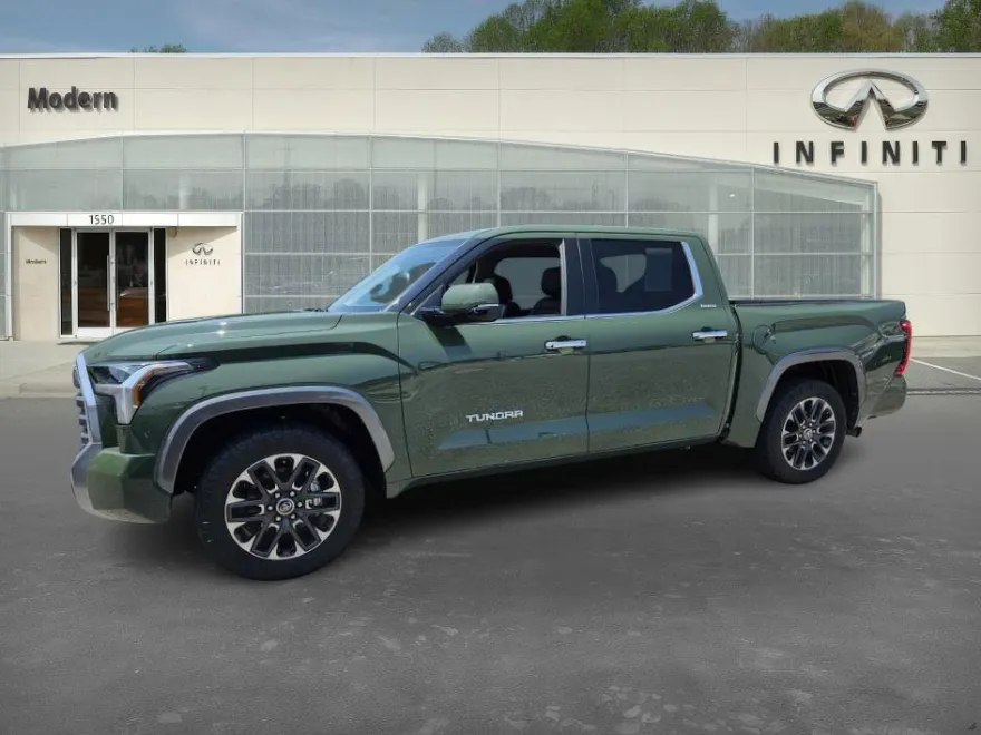 2023 Toyota Tundra Limited photo 1