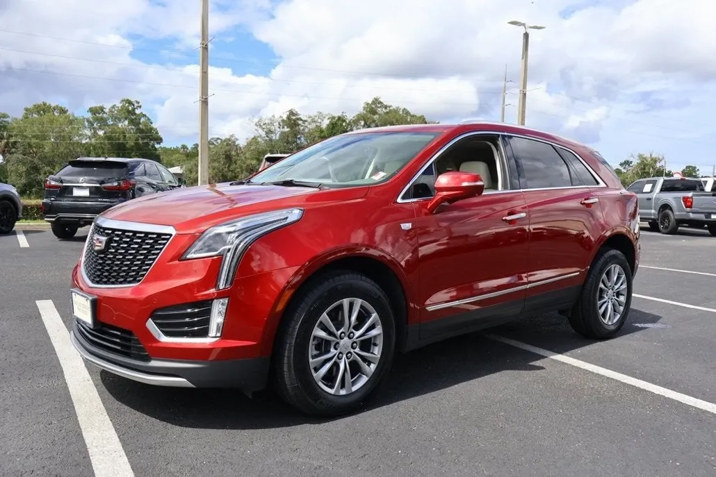2022 Cadillac XT5 Premium Luxury photo 1