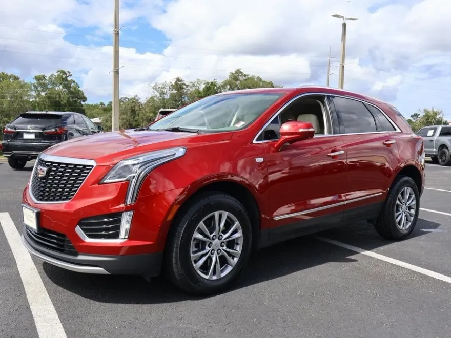 2022 Cadillac XT5 Premium Luxury photo 1