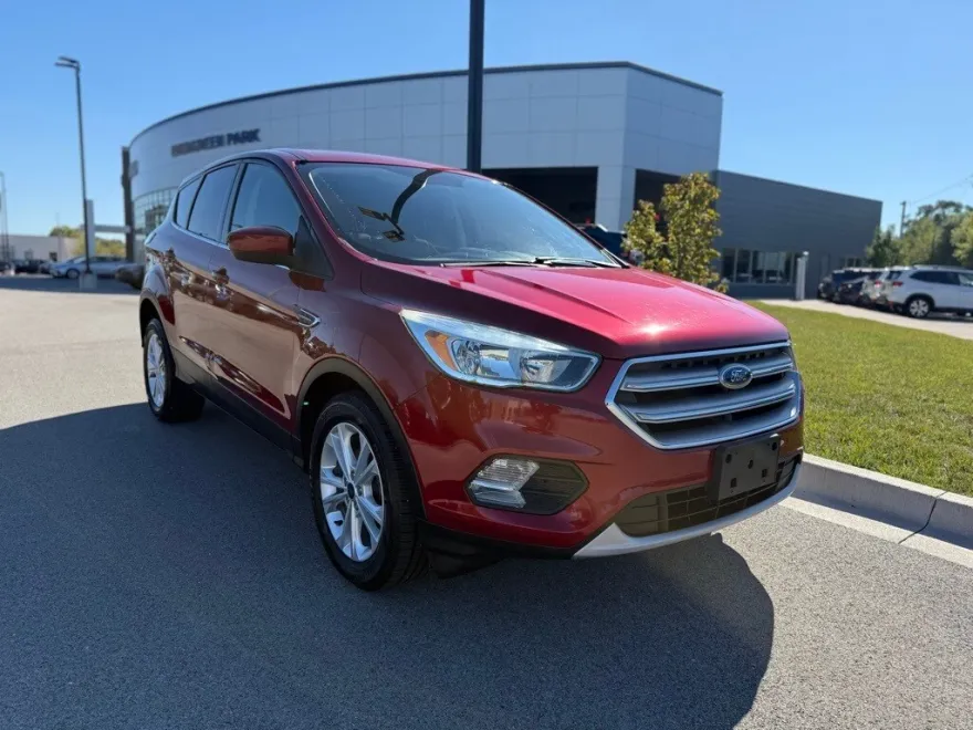 2017 Ford Escape SE photo 1
