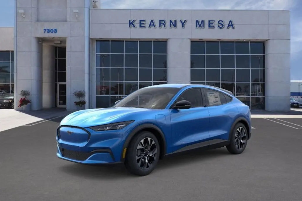 2025 Ford Mustang Mach-E Select photo 1