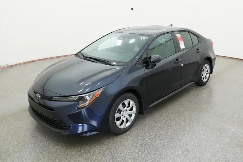 2026 Toyota Corolla LE photo 1