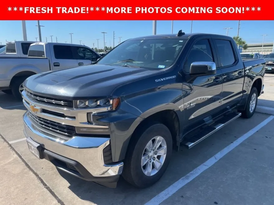 2022 Chevrolet Silverado 1500 LT photo 1
