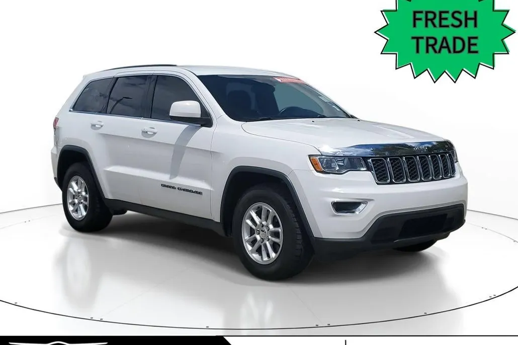 2018 Jeep Grand Cherokee Laredo photo 1