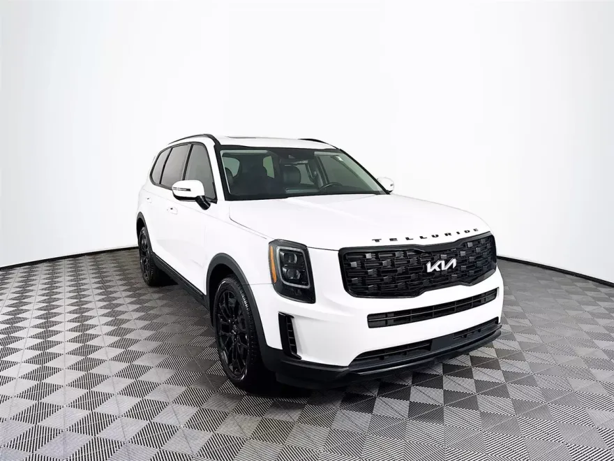 2022 Kia Telluride EX photo 1