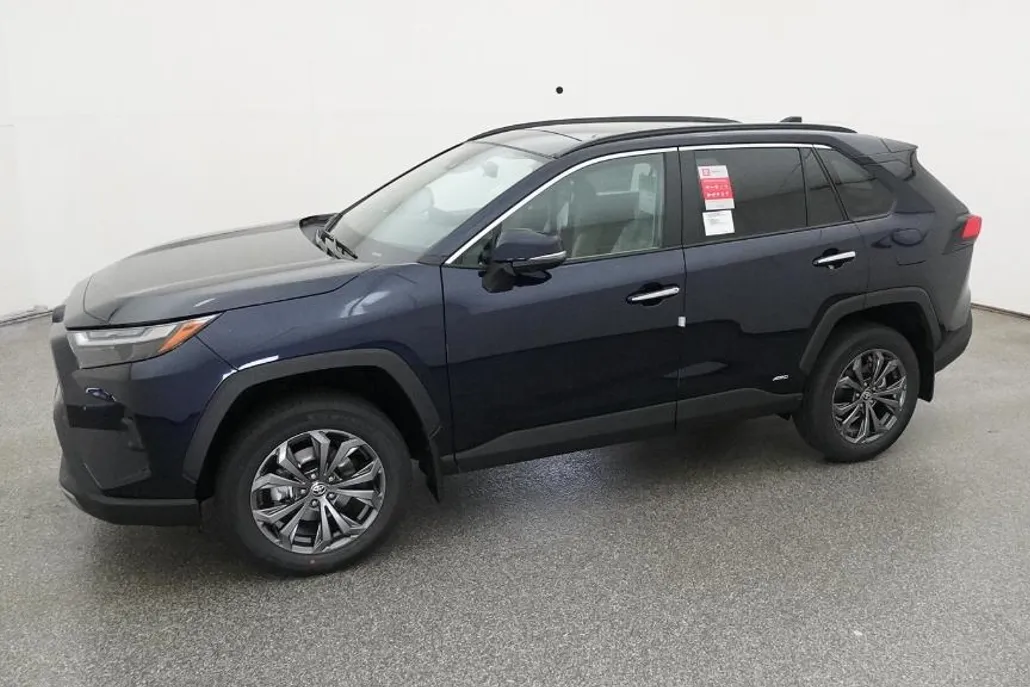 2025 Toyota RAV4 Hybrid Limited photo 1